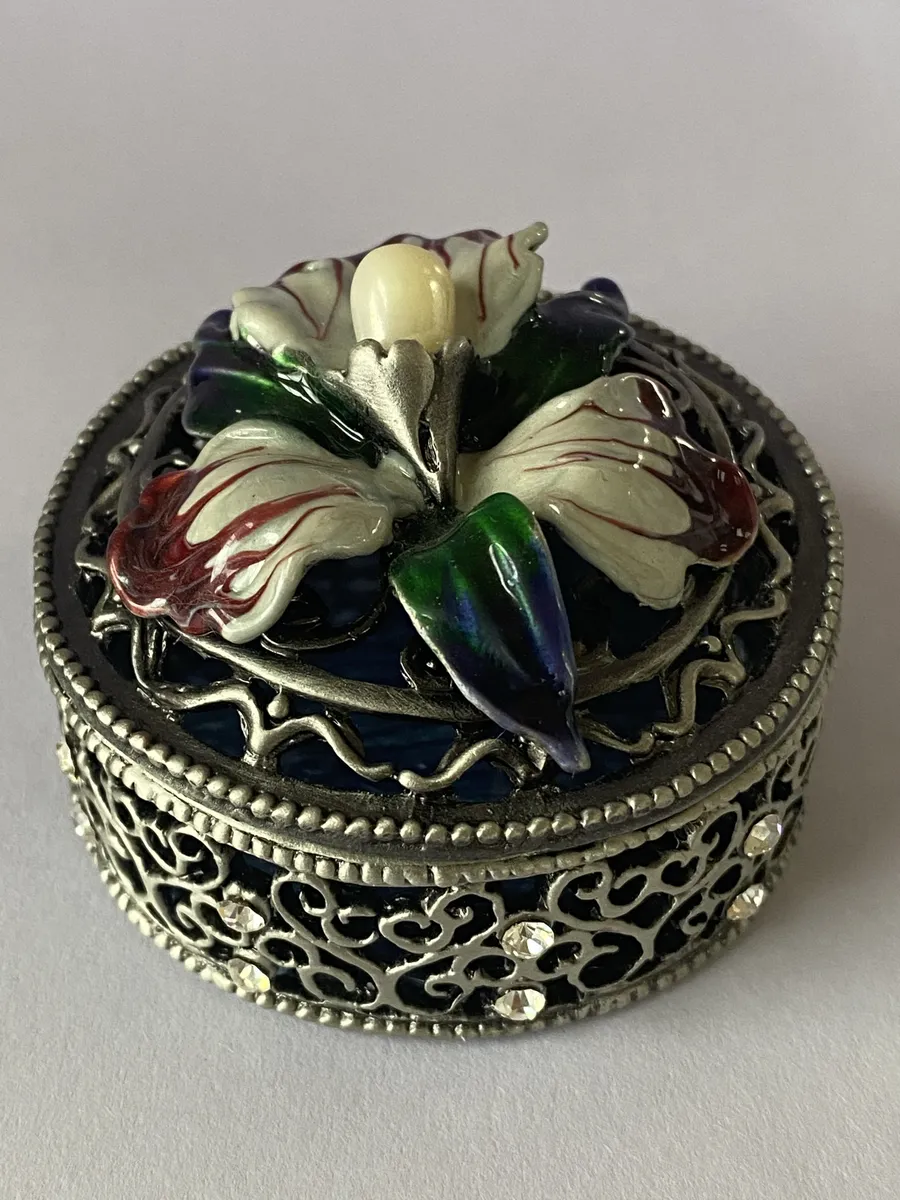 Trinket Box Pearl Flower